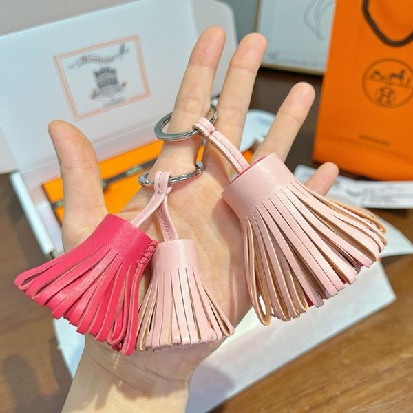 ギフトにも大人気☆【エルメス】 Carmen（カルメン）キーホルダー 偽物 H077894C